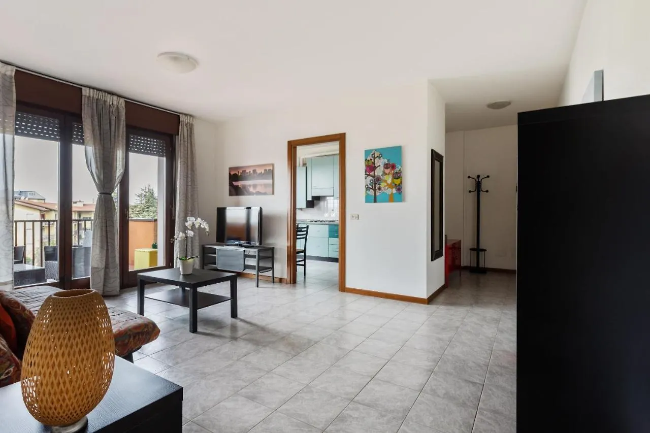 Borgo Roma Spacious Apartment - con parcheggio Verona Italia